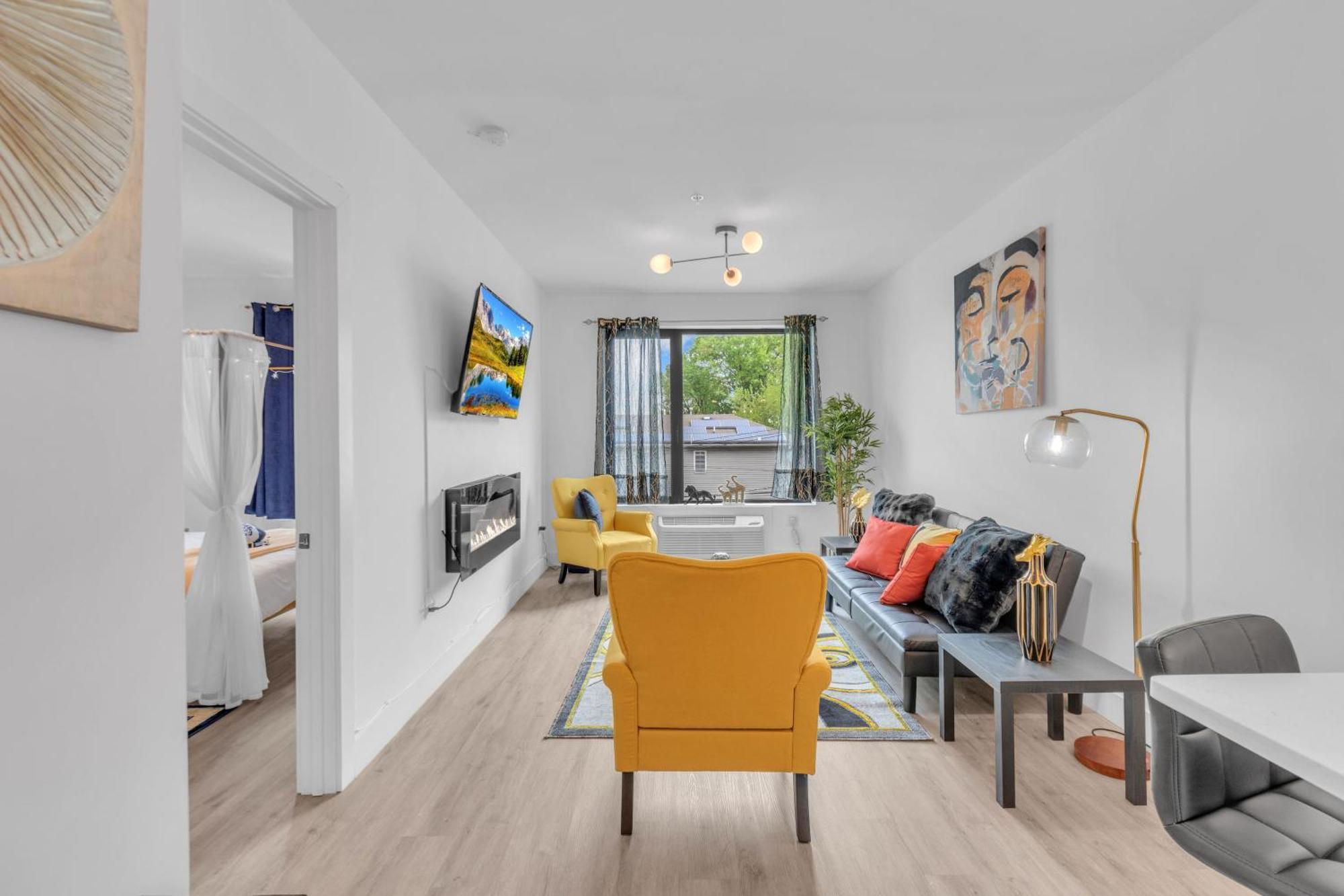 Royal Oasis Indoor Pool, Free Parking, Near Nyc Apartment Elizabeth Exterior photo
