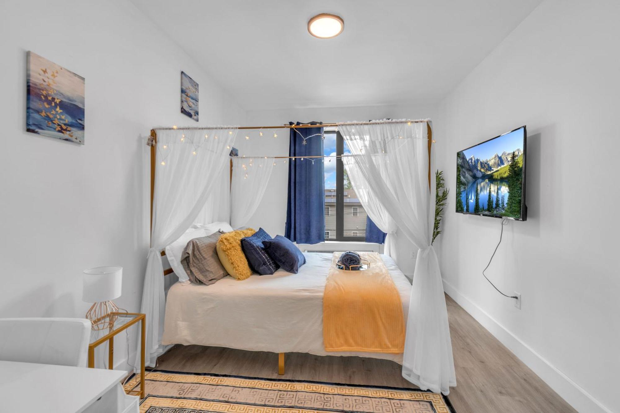 Royal Oasis Indoor Pool, Free Parking, Near Nyc Apartment Elizabeth Exterior photo