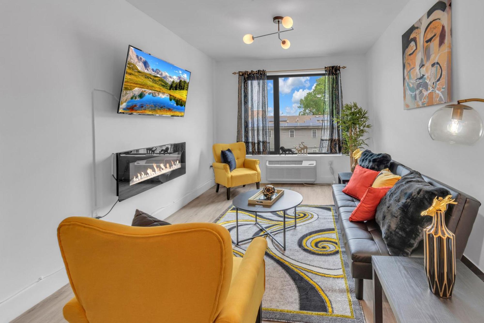 Royal Oasis Indoor Pool, Free Parking, Near Nyc Apartment Elizabeth Exterior photo
