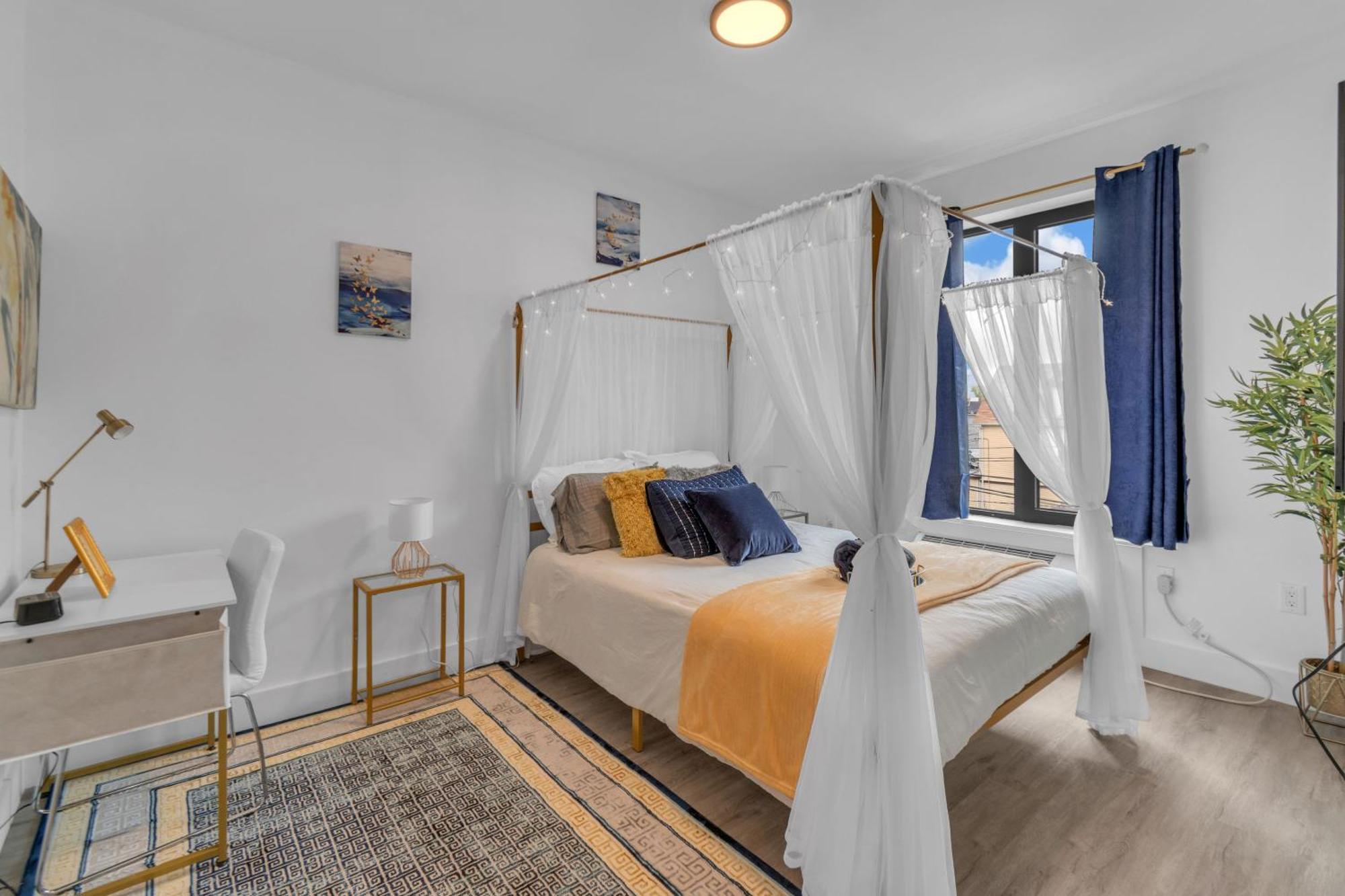 Royal Oasis Indoor Pool, Free Parking, Near Nyc Apartment Elizabeth Exterior photo